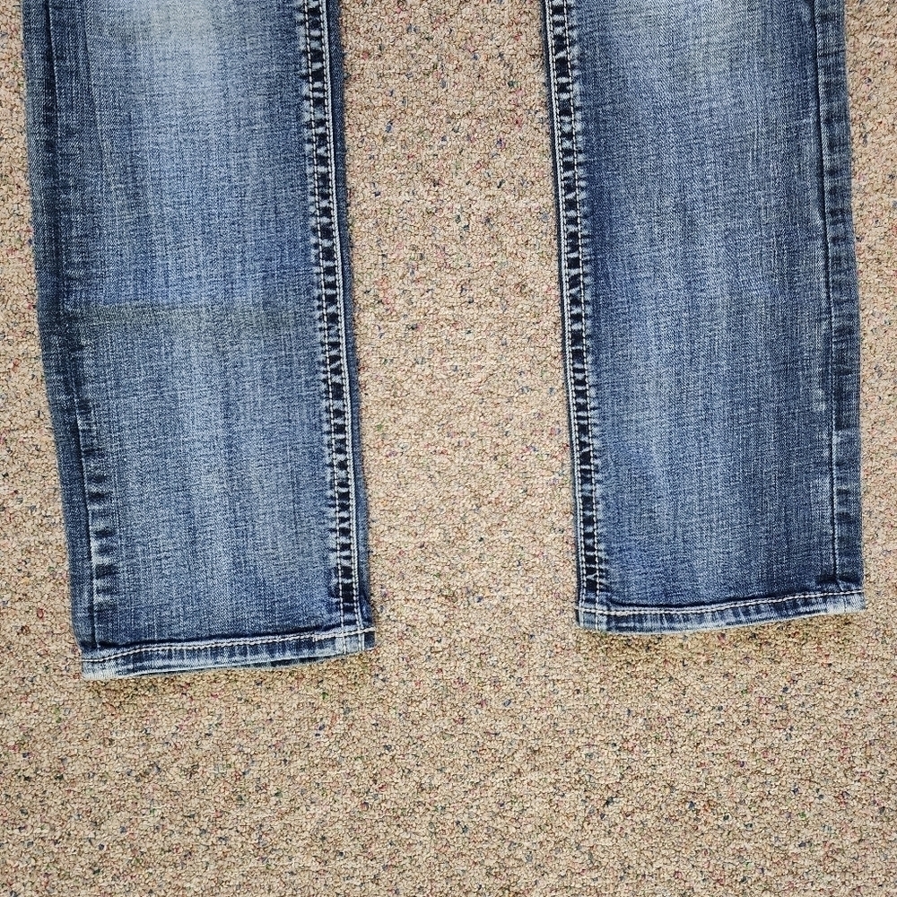 Daytrip Virgo Straight Dark Wash Jeans Size 26R Mid Rise Stretch Fit - Picture 4 of 8